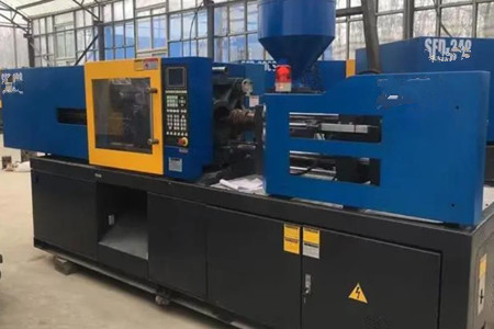 塑料注塑機(jī)操作期間需要注意哪些事項(xiàng)？